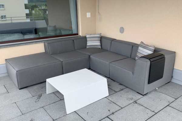 Salvador garden lounge made with grey fabric