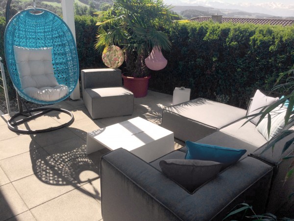 Apolinar garden lounge with Sunbrella fabric in grey