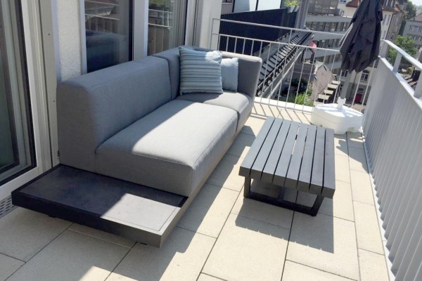 Memphis outdoor sofa, right version, in grey