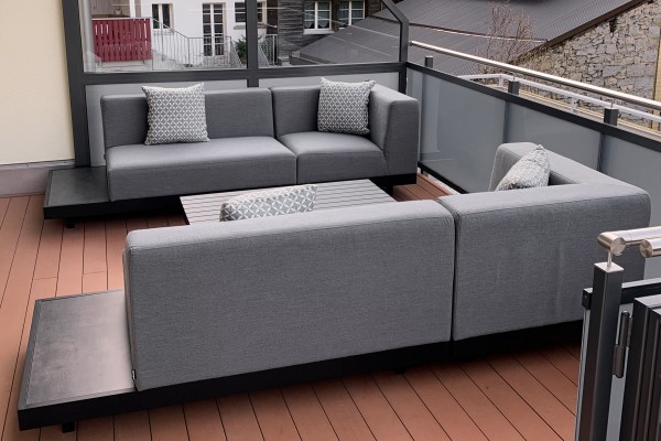 Memphis outdoor sofa, right version, in grey