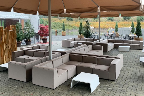Arabella garden lounge in sand brown